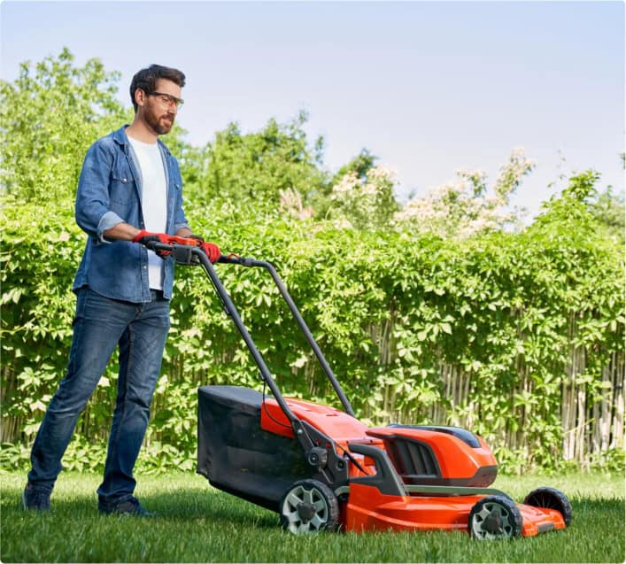 Best Commercial Lawn Mowers of 2024: Features and Recommendations