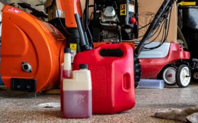 Leaf Blowers: Gas vs. Battery-Powered – Which is Right for You?